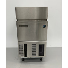 Ice maker with 11.5 kg container. Production capacity 30 kg per day. Stainless steel