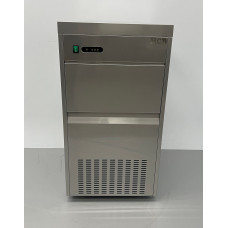 Ice crusher 150 kg per day, 230V HCB stainless steel