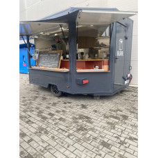Equipped trailer for mobile sales
