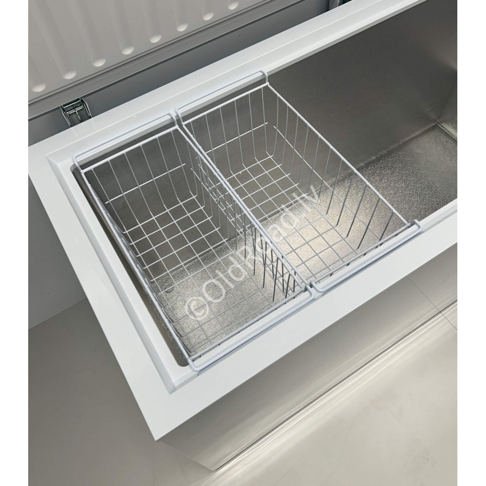 Chest freezer with opening lid 537 liters 230V HCB