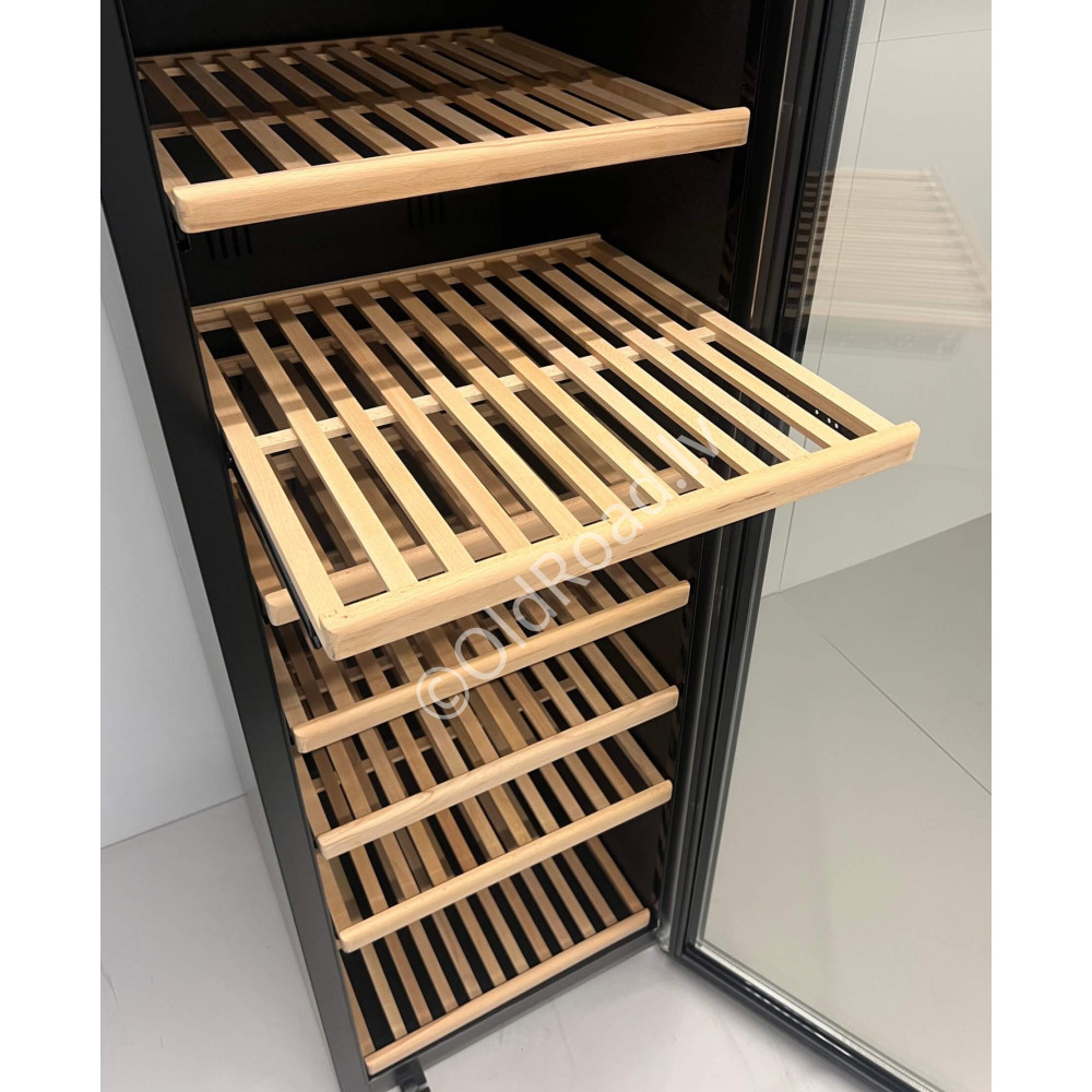 Luxury wine refrigerator for 192 bottles 230V HCB
