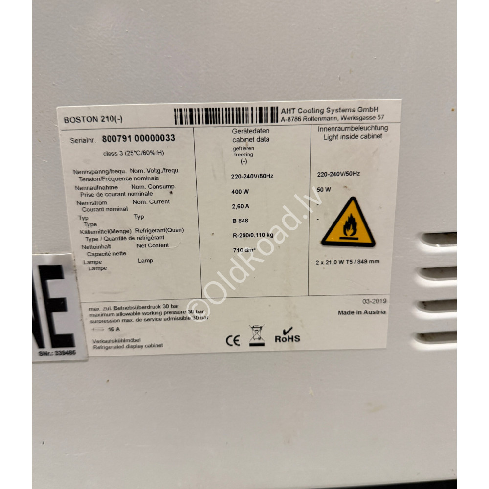 AHT Mobile Freezer with glass dome 710 litres 230V