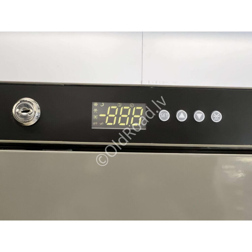 HCB refrigerator 574 liters 230V